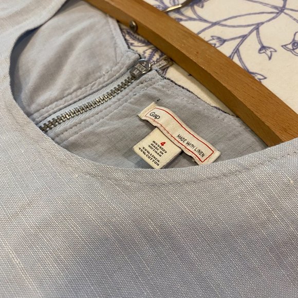 GAP Linen Duotone Dress - Picture 4 of 8